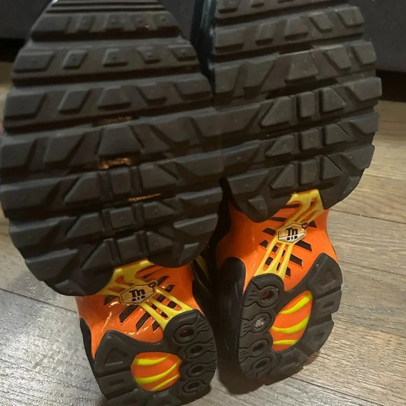 Women Size 8 Nike Air Max Plus - Picture 6 of 7